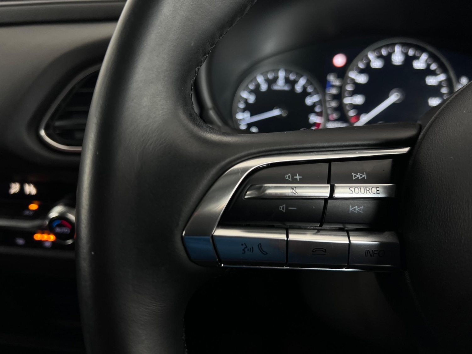 Used Mazda CX-30 2021 for sale - 76468374: Photo 23