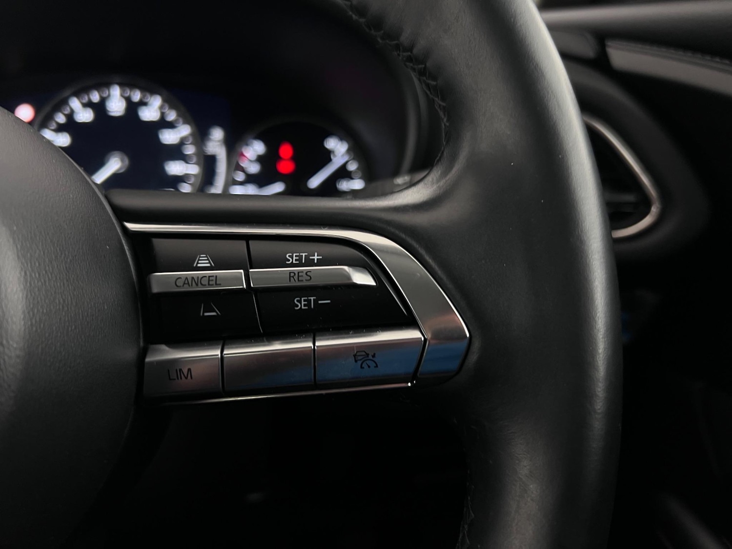 Used Mazda CX-30 2021 for sale - 76468374: Photo 25