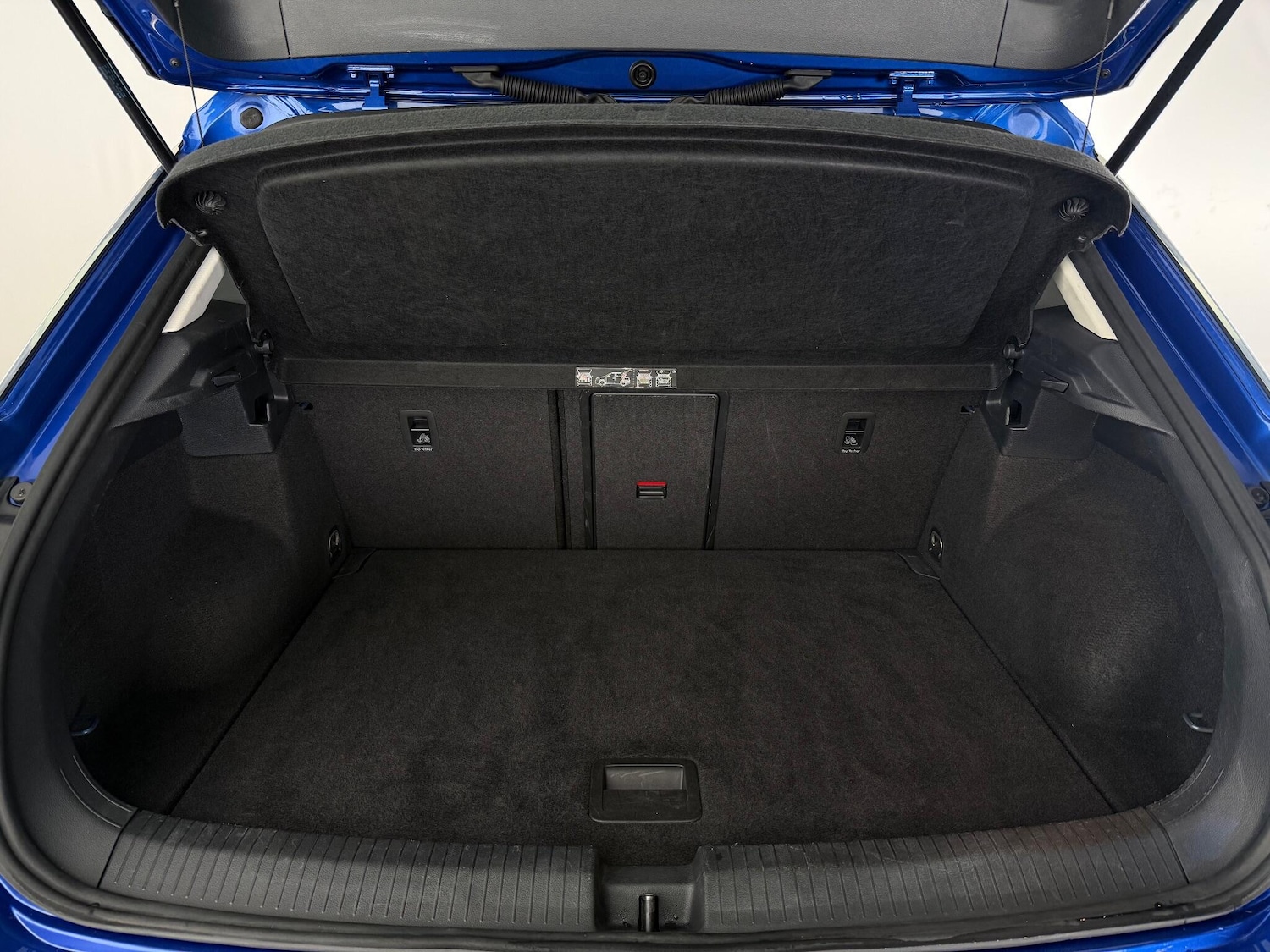 Used Volkswagen T-Roc 2020 for sale - 76468598: Photo 12