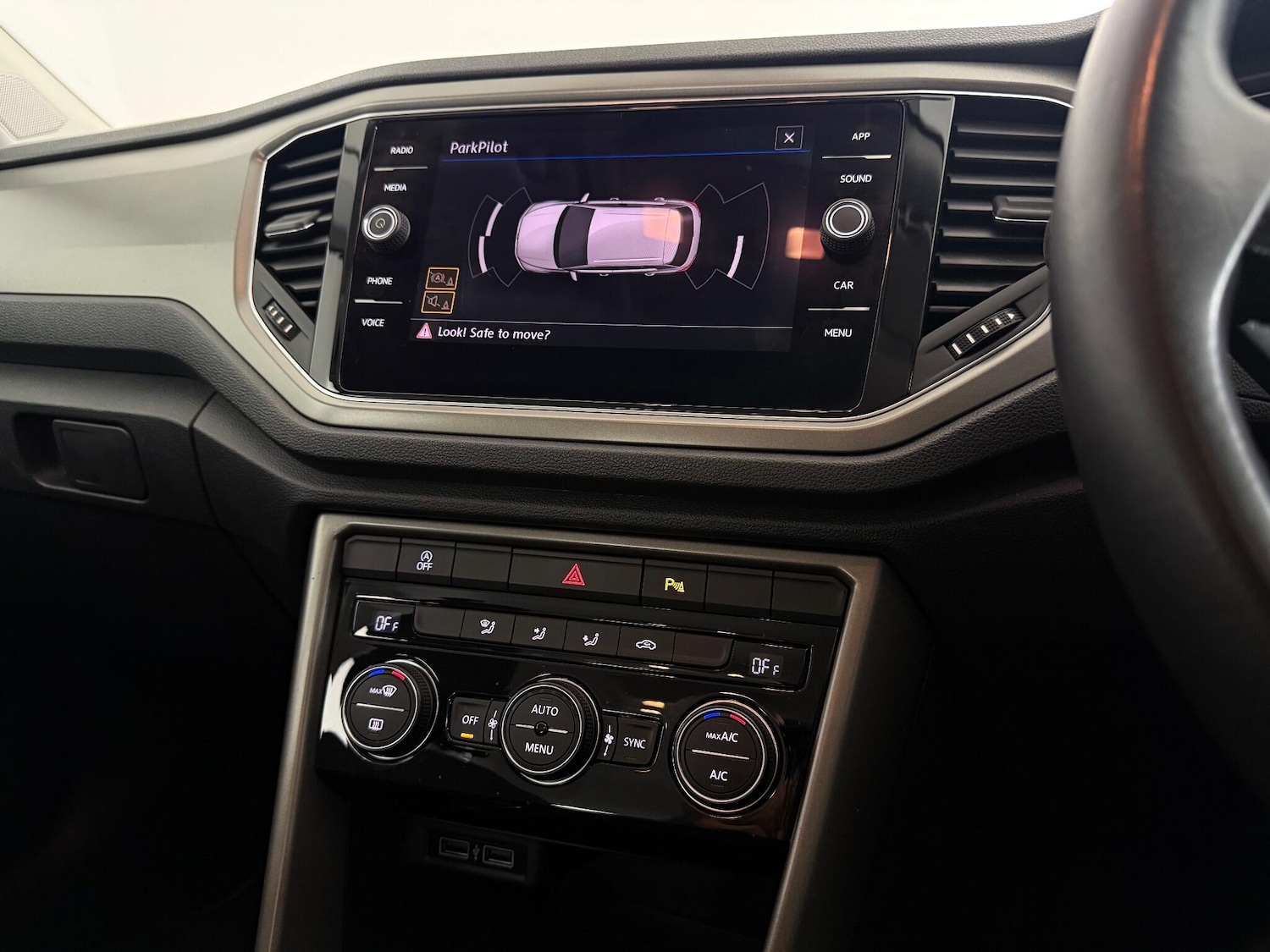 Used Volkswagen T-Roc 2020 for sale - 76468598: Photo 38