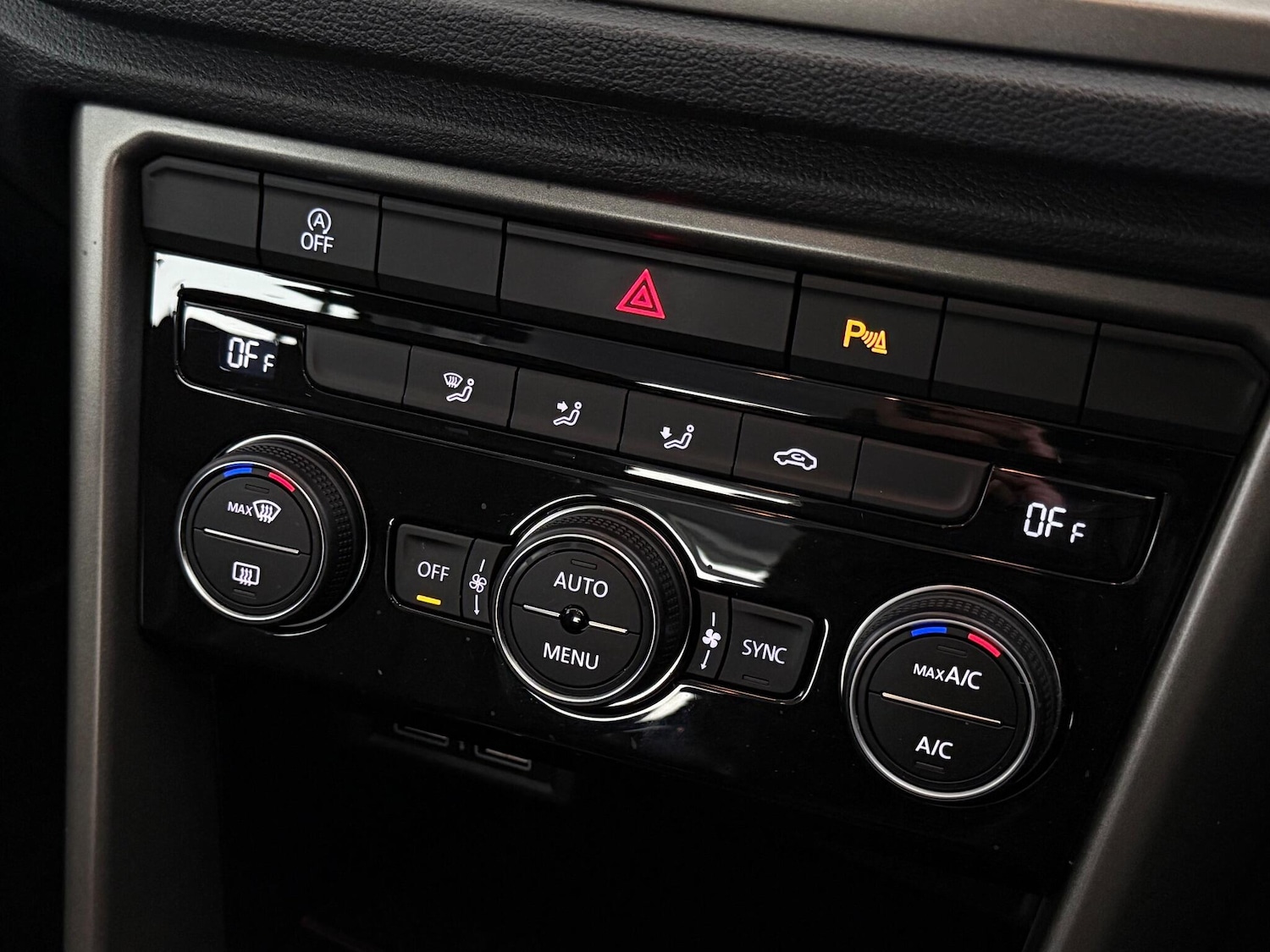 Used Volkswagen T-Roc 2020 for sale - 76468598: Photo 41