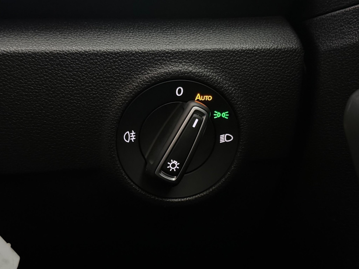 Used Volkswagen T-Roc 2020 for sale - 76468598: Photo 42