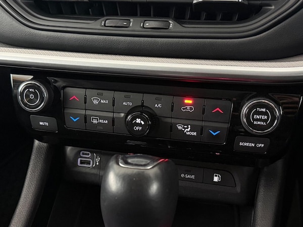 Used Jeep Compass 2023 for sale - 76210137: Photo 40