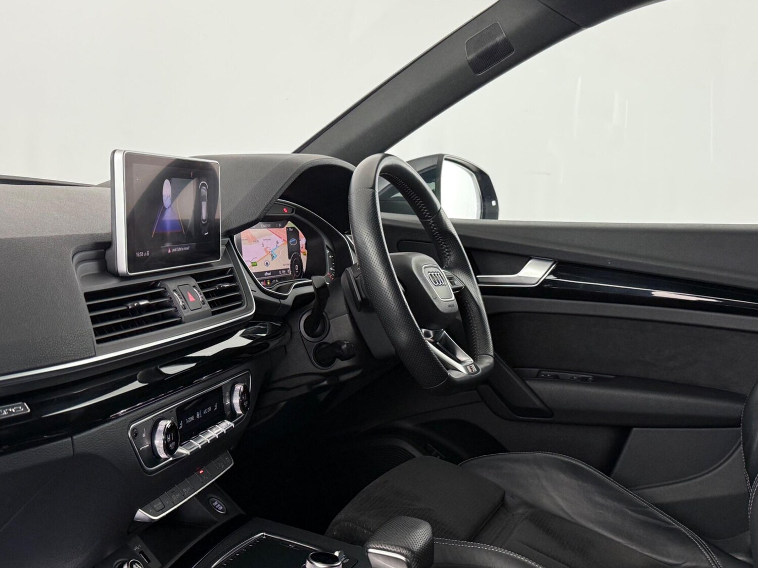 Used Audi Q5 2019 for sale - 77587469: Photo 15