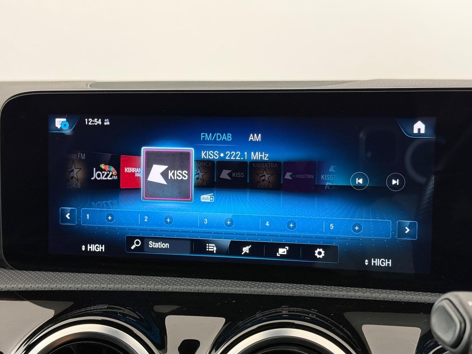 Used Mercedes-Benz A-Class 2021 for sale - 76468477: Photo 35