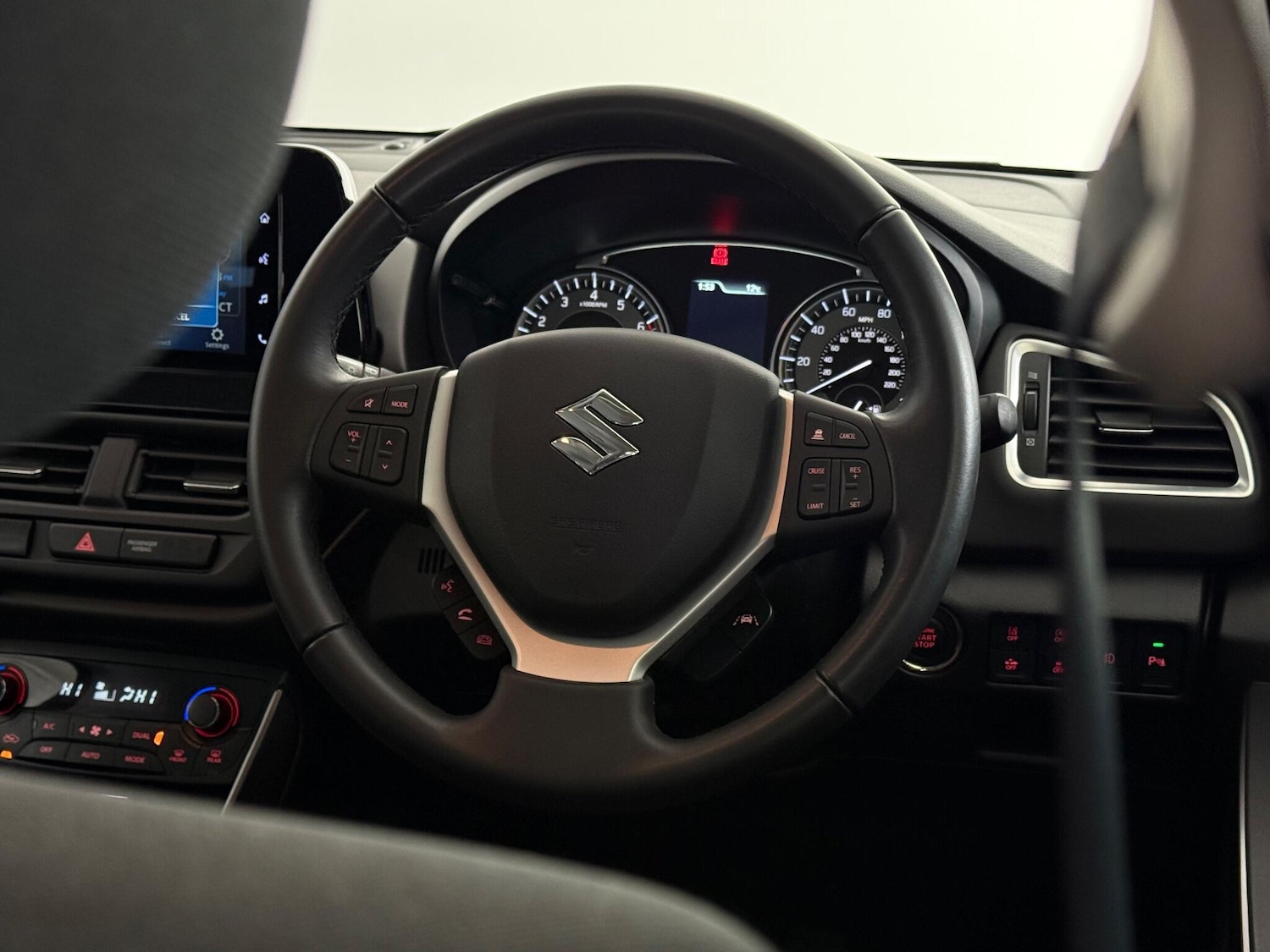 Used Suzuki SX4 S-Cross 2023 for sale - 76468555: Photo 22