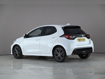 Used Toyota Yaris 2021 for sale - 77940853: Photo