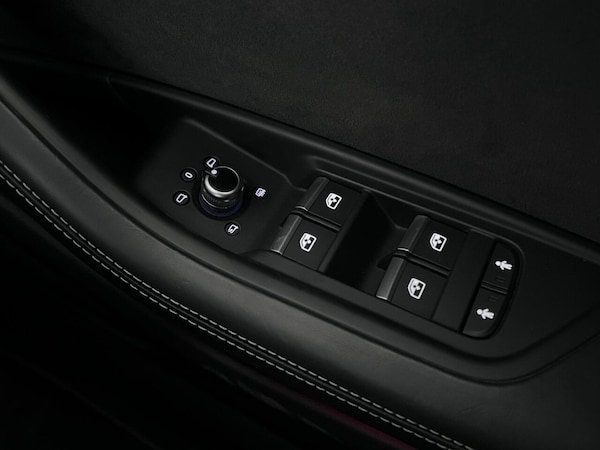 Used Audi RS4 Avant 2018 for sale - 74922397: Photo 31
