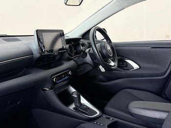 Used Toyota Yaris 2020 for sale - 78797402: Photo