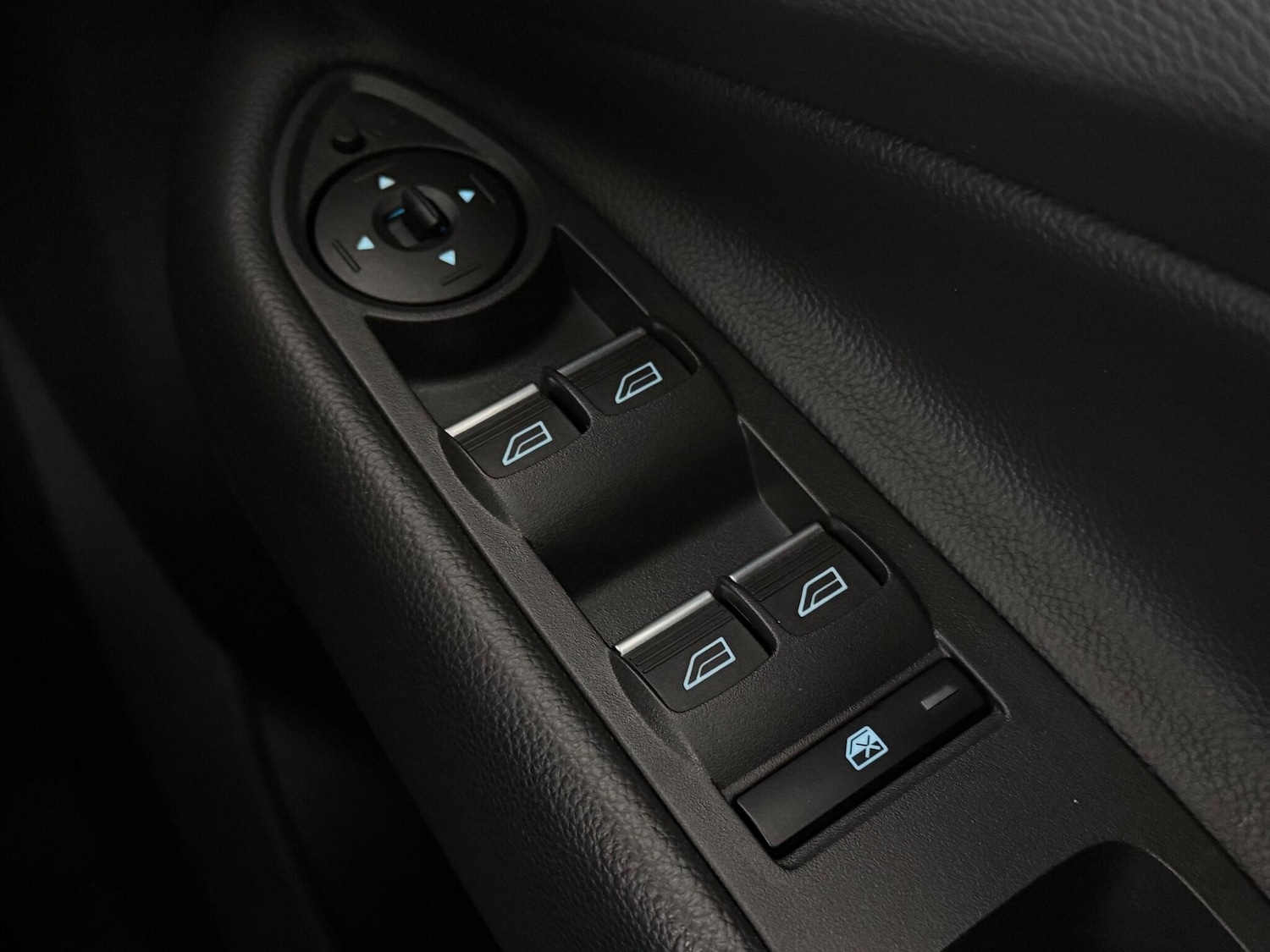 Used Ford Kuga 2018 for sale - 77246180: Photo 24