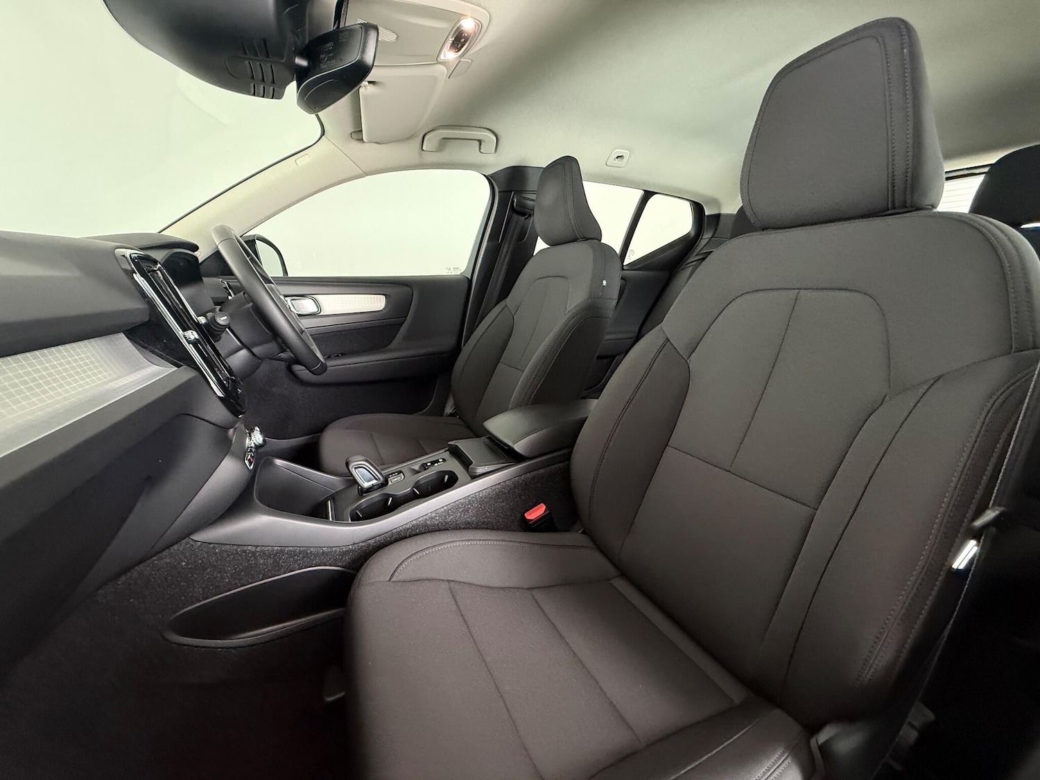 Used Volvo XC40 2021 for sale - 76468403: Photo 15