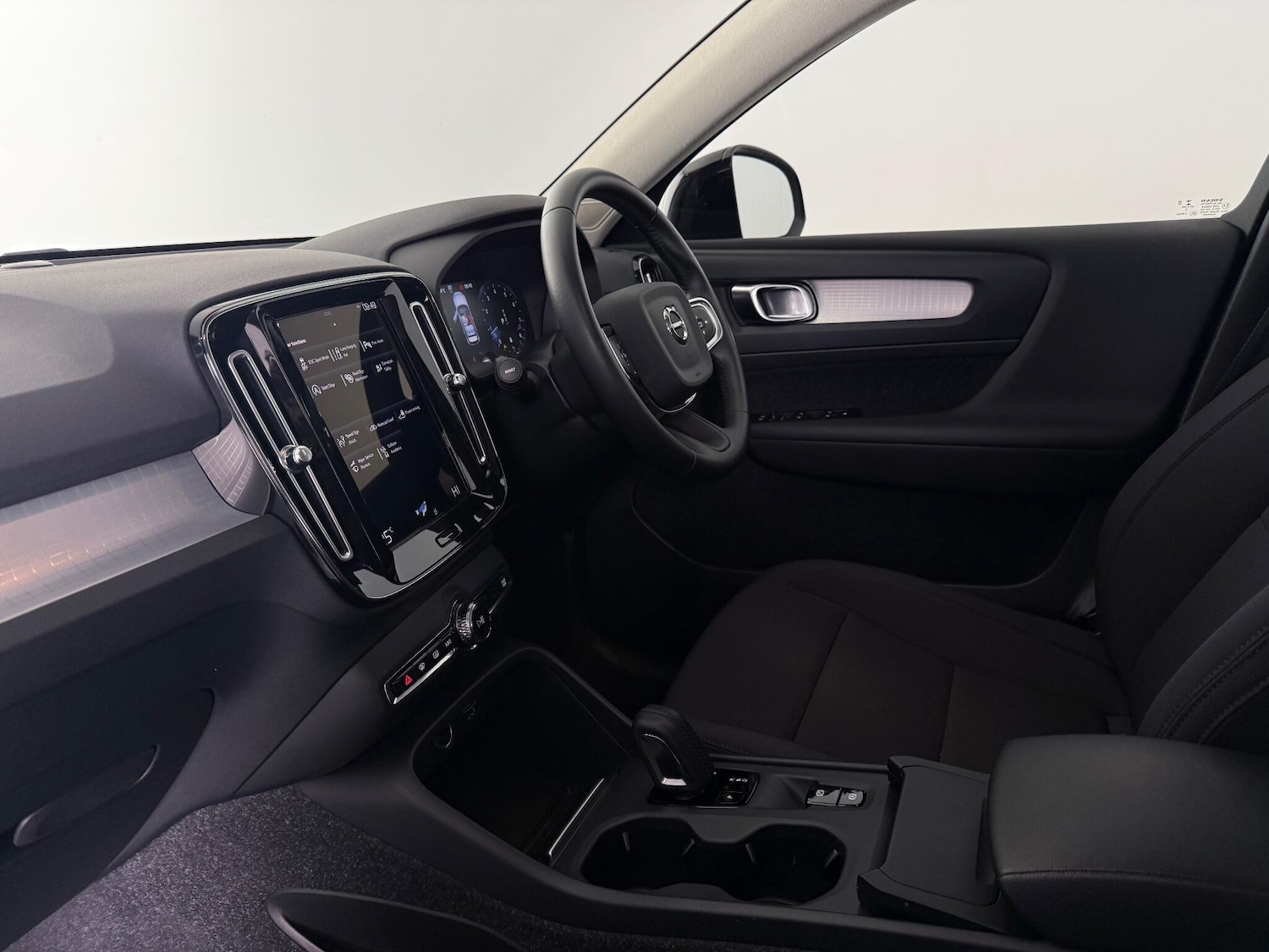 Used Volvo XC40 2021 for sale - 76468403: Photo 21