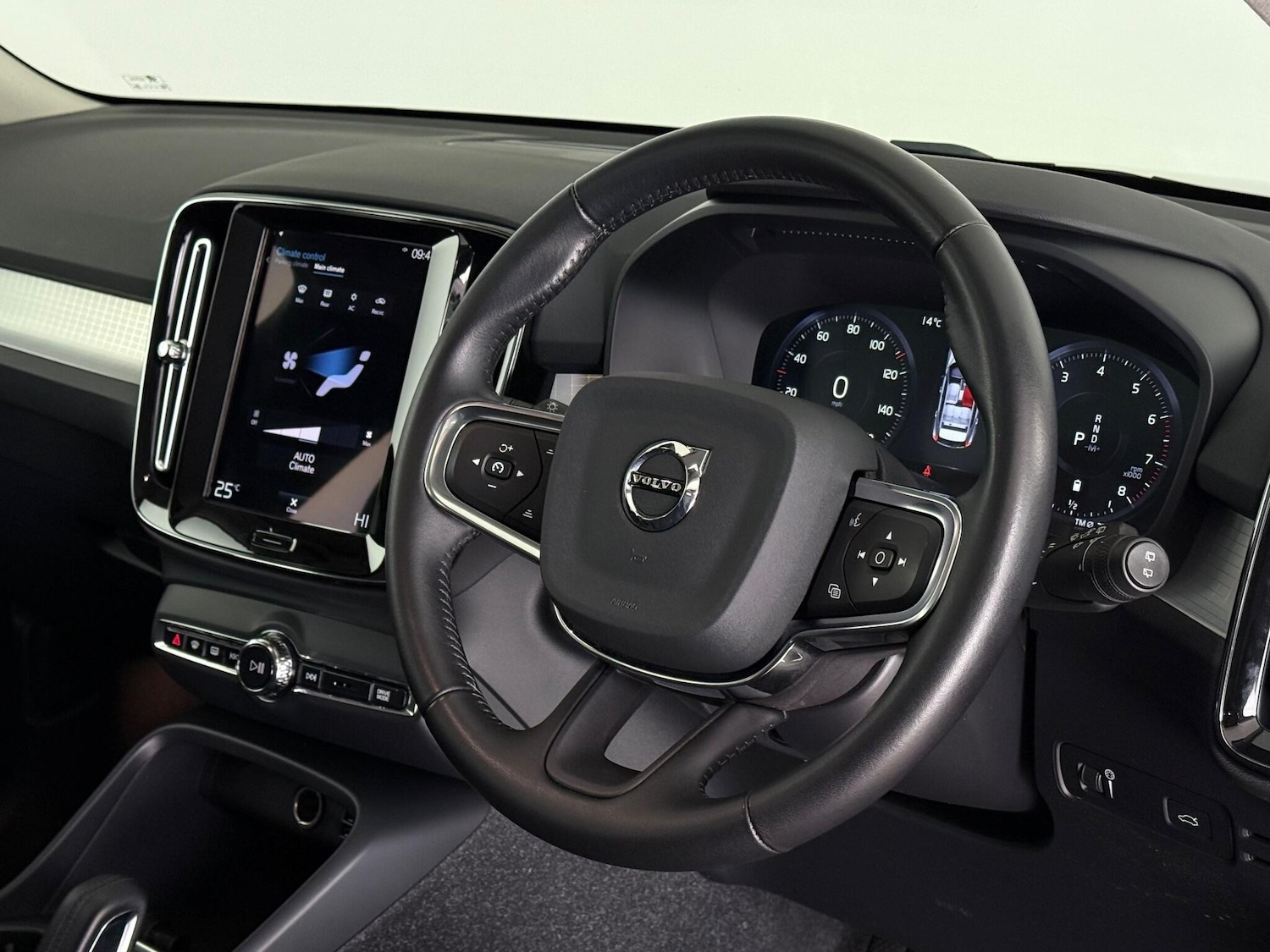 Used Volvo XC40 2021 for sale - 76468403: Photo 23