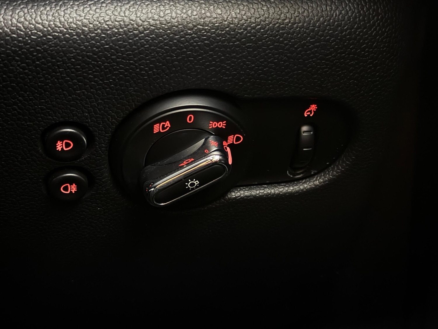 Used MINI Hatch 2018 for sale - 77222474: Photo 21