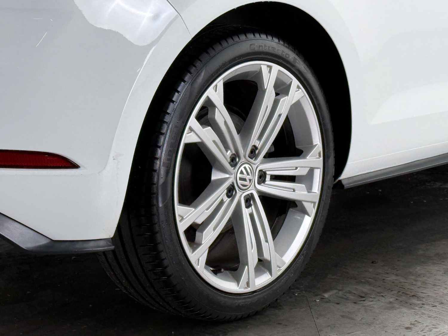 Used Volkswagen Golf 2017 for sale - 76823665: Photo 12