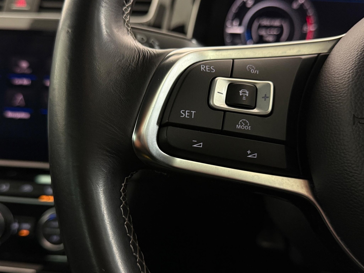 Used Volkswagen Golf 2017 for sale - 76823665: Photo 22