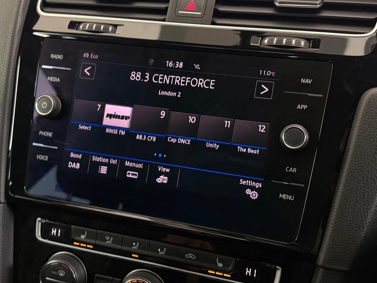 Used Volkswagen Golf 2017 for sale - 76823665: Photo 31