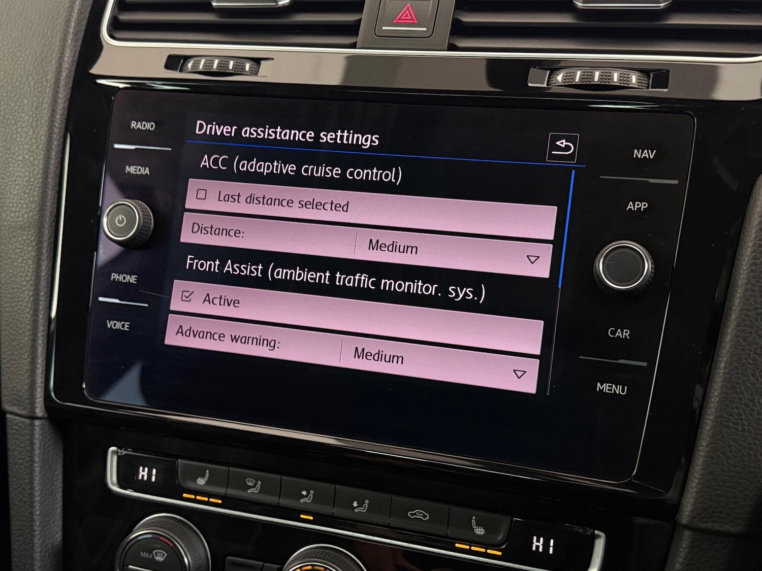 Used Volkswagen Golf 2017 for sale - 76823665: Photo 38