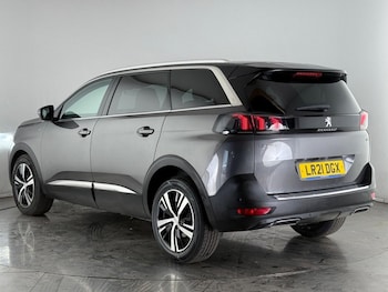 Used Peugeot 5008 2021 for sale - 75559793: Photo