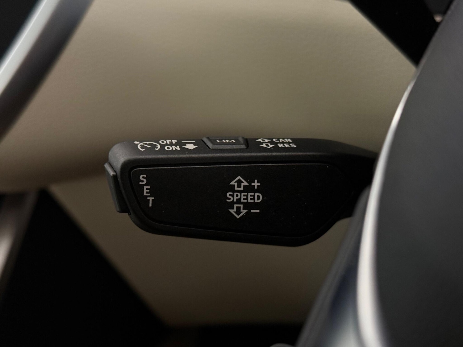 Used Audi A6 Saloon 2022 for sale - 77222370: Photo 21