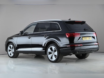 Used Audi Q7 2015 for sale - 77883687: Photo