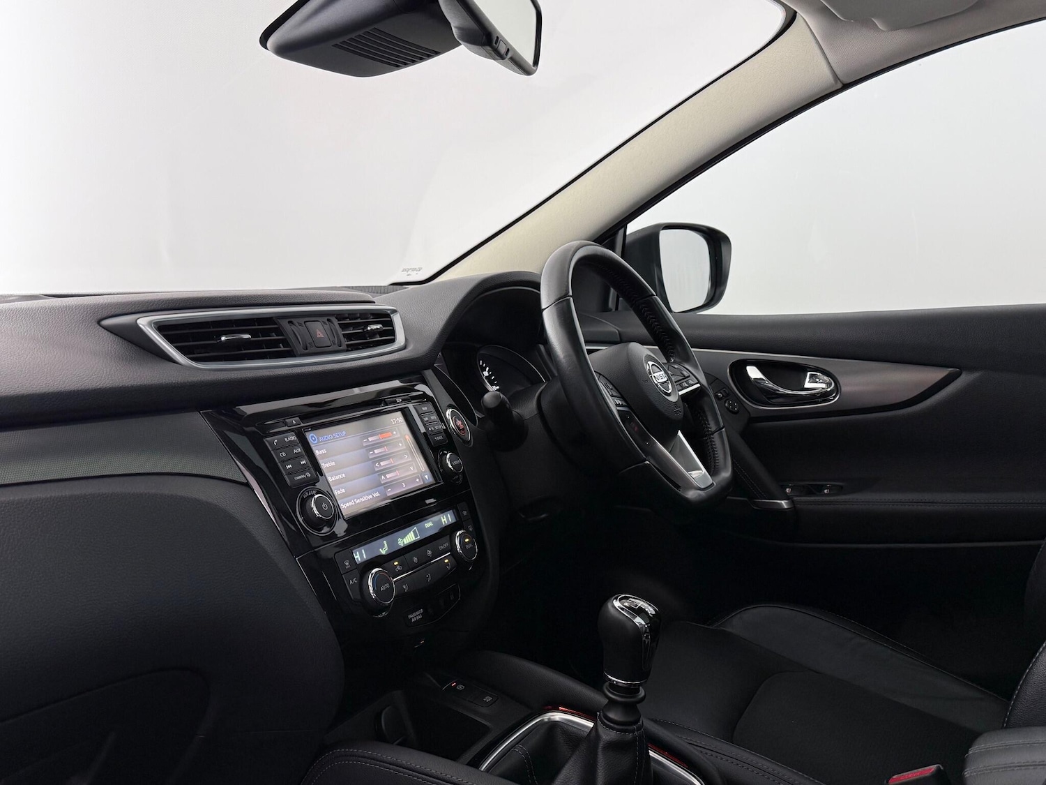 Used Nissan Qashqai 2018 for sale - 77180821: Photo 12