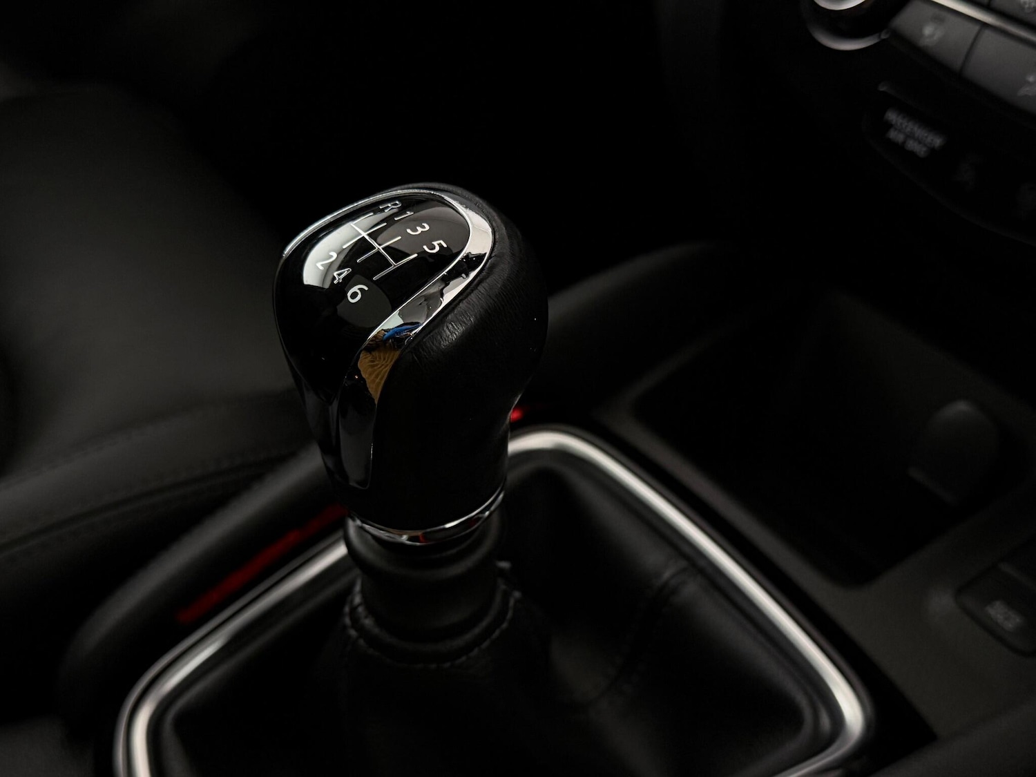 Used Nissan Qashqai 2018 for sale - 77180821: Photo 29