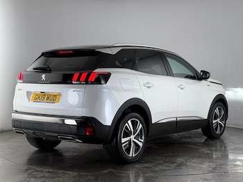 Used Peugeot 3008 2019 for sale - 77332134: Photo