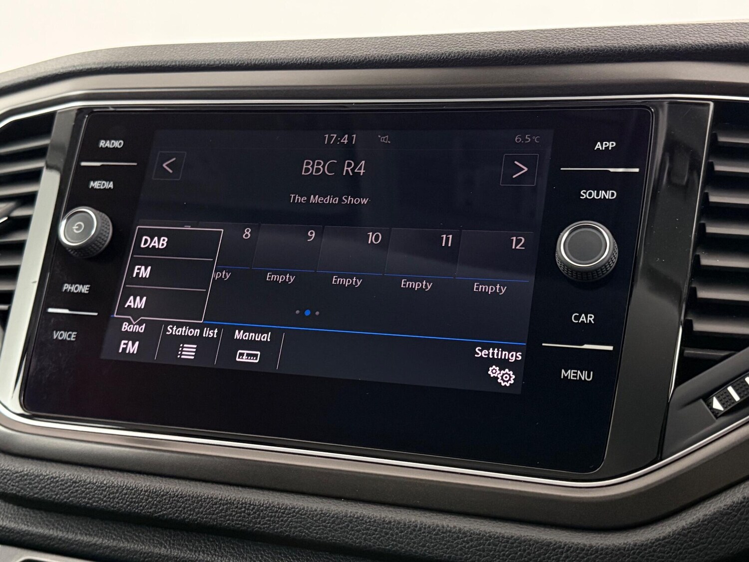 Used Volkswagen T-Roc 2019 for sale - 77246750: Photo 23