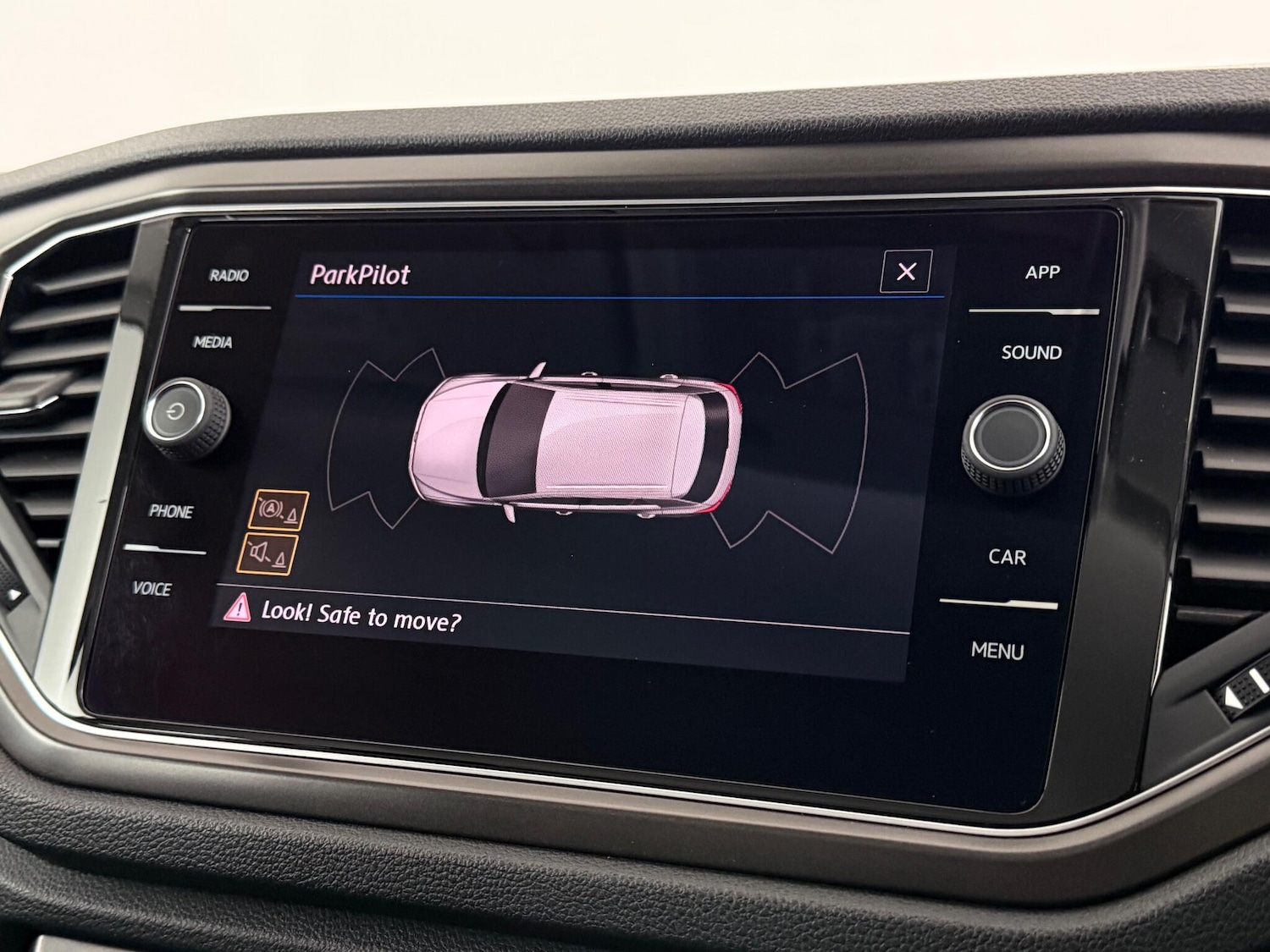 Used Volkswagen T-Roc 2019 for sale - 77246750: Photo 34