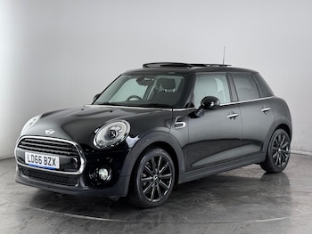 Used MINI Hatch 2016 for sale - 76468366: Photo