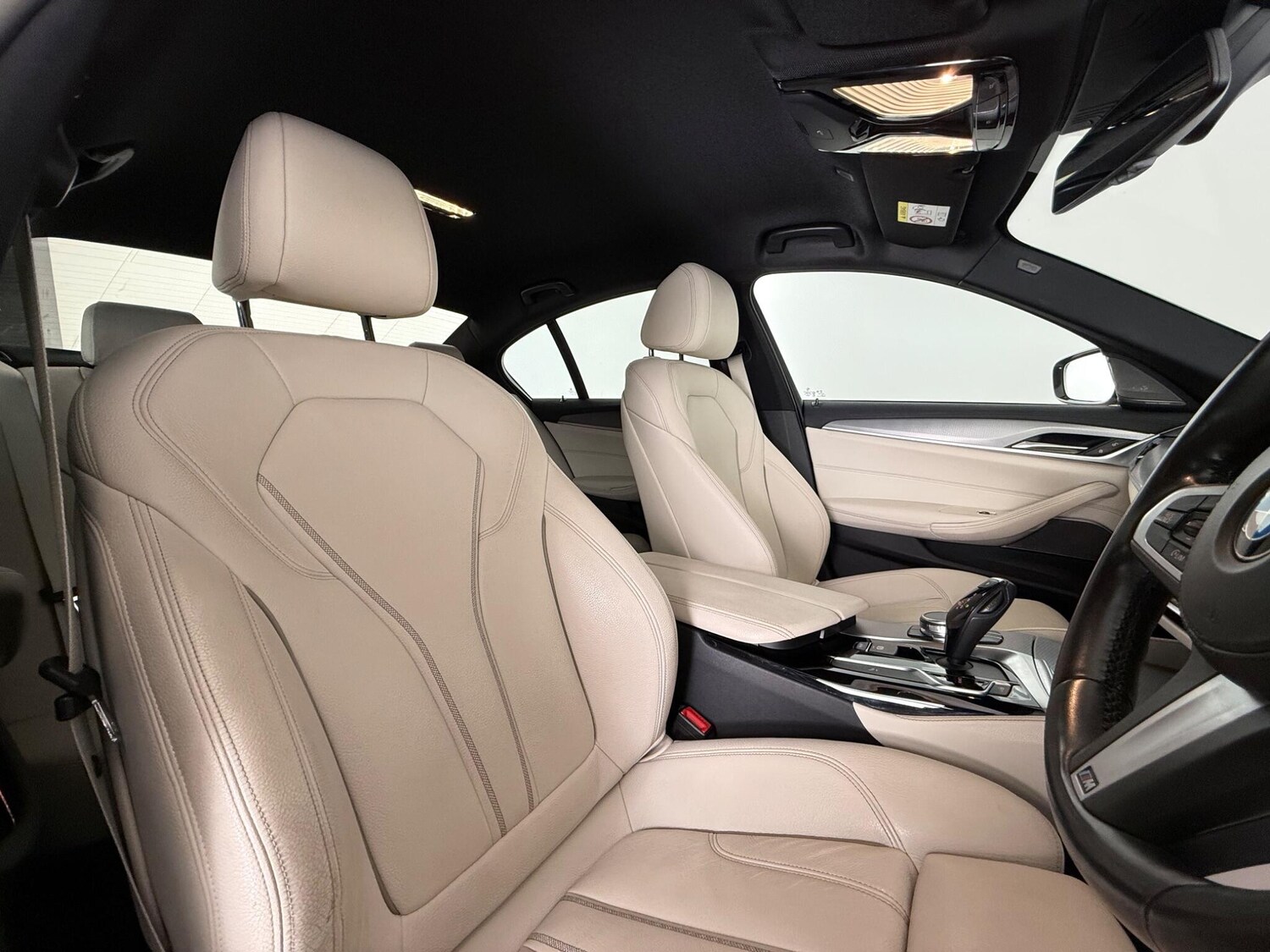 Used BMW 5 Series 2017 for sale - 77825322: Photo 12