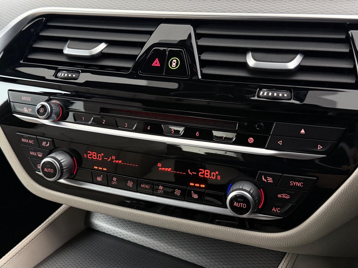 Used BMW 5 Series 2017 for sale - 77825322: Photo 33