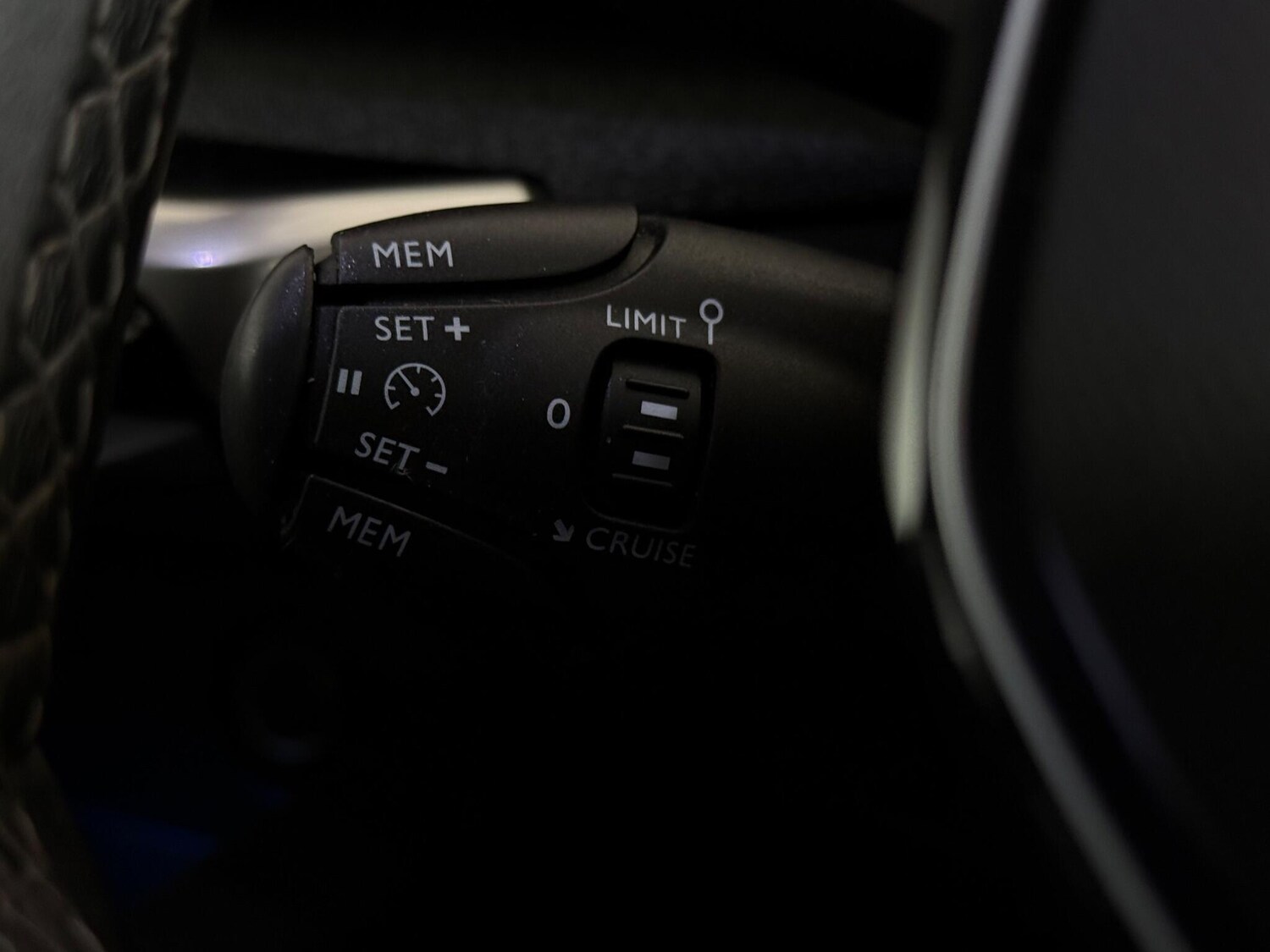 Used Peugeot 3008 2019 for sale - 77371843: Photo 18