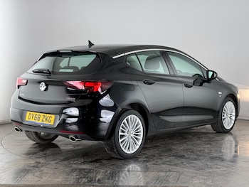 Used Vauxhall Astra 2018 for sale - 77754492: Photo