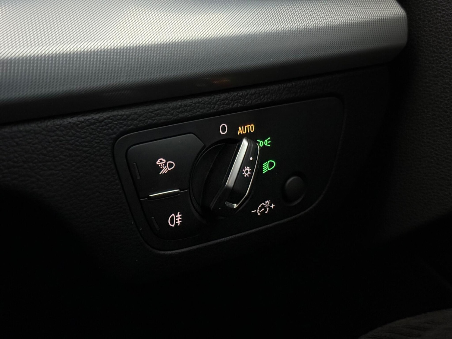 Used Audi Q5 2018 for sale - 78063162: Photo 32