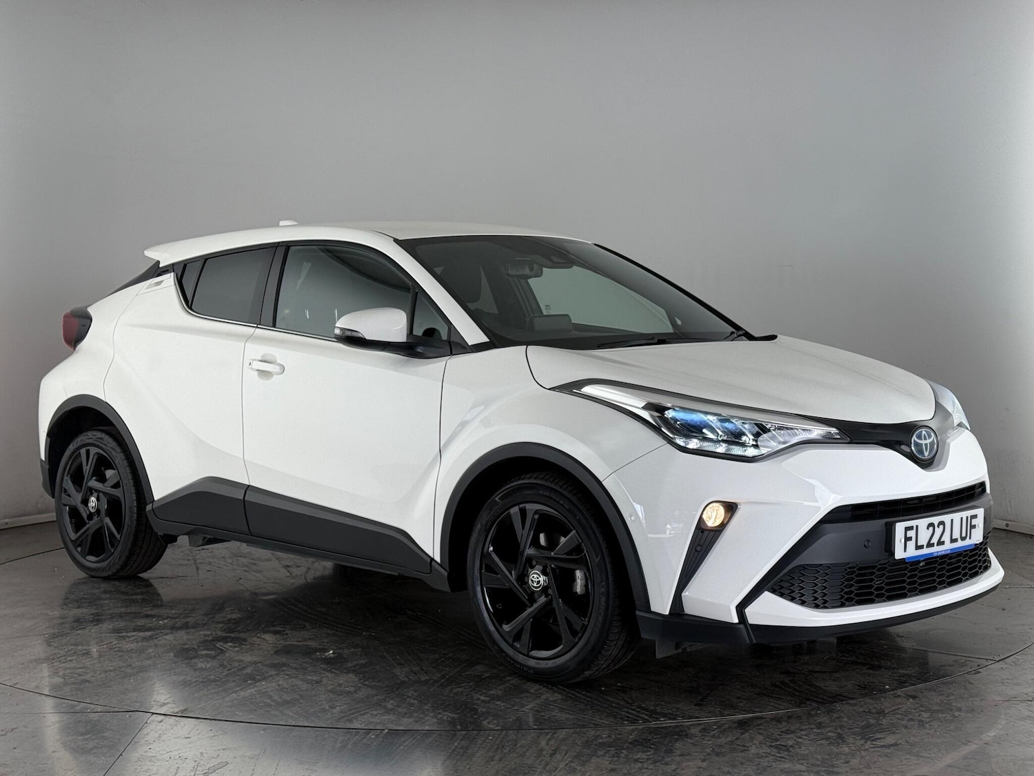 Used Toyota C-HR 2022 for sale - 76468761: Photo 1