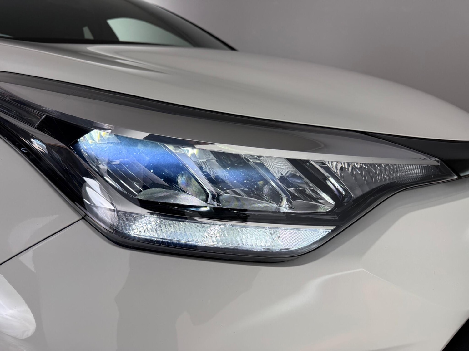 Used Toyota C-HR 2022 for sale - 76468761: Photo 8