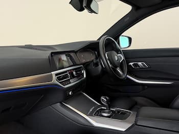 Used BMW 3 Series 2019 for sale - 79565981: Photo