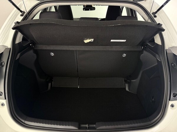 Used Toyota Yaris 2022 for sale - 76223641: Photo 13