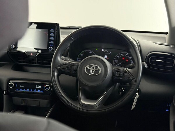 Used Toyota Yaris 2022 for sale - 76223641: Photo 22