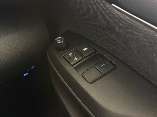 Used Toyota Yaris 2022 for sale - 76223641: Photo 26