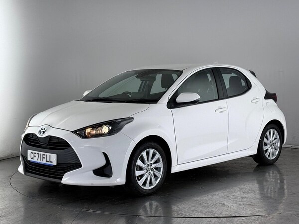 Used Toyota Yaris 2022 for sale - 76223641: Photo 3