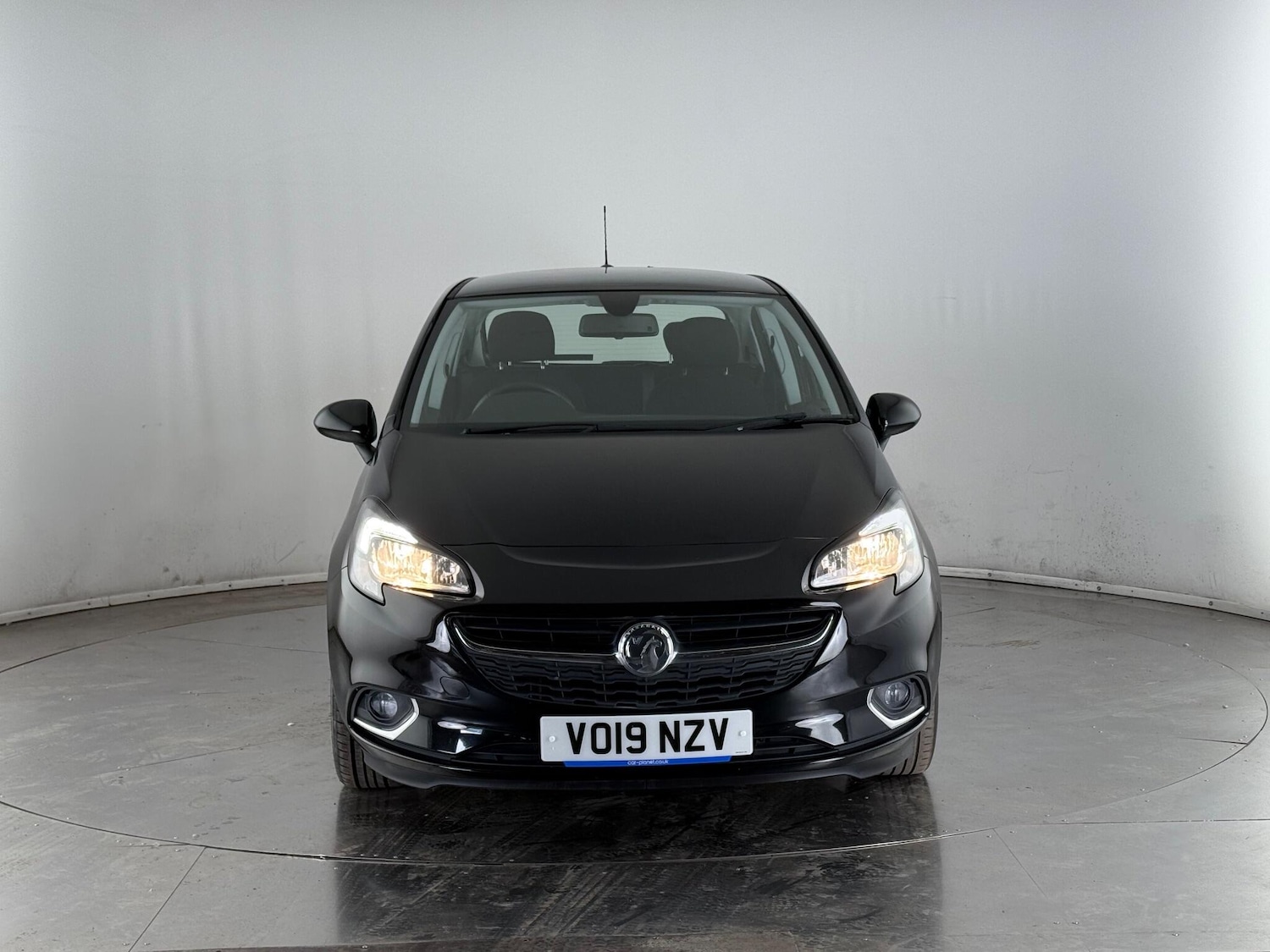 Used Vauxhall Corsa 2019 for sale - 77180912: Photo 2