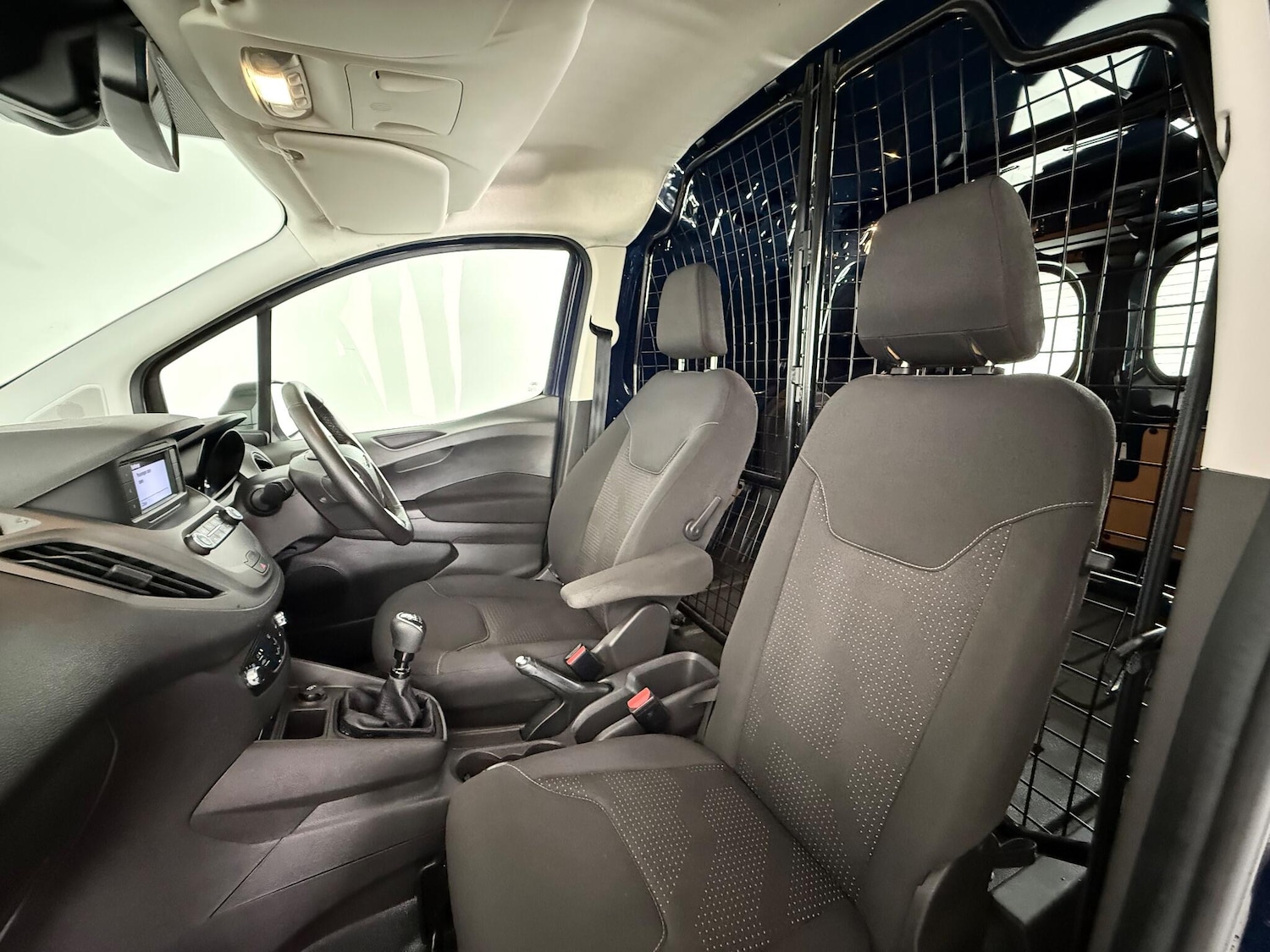 Used Ford Transit Courier 2020 for sale - 77181257: Photo 14