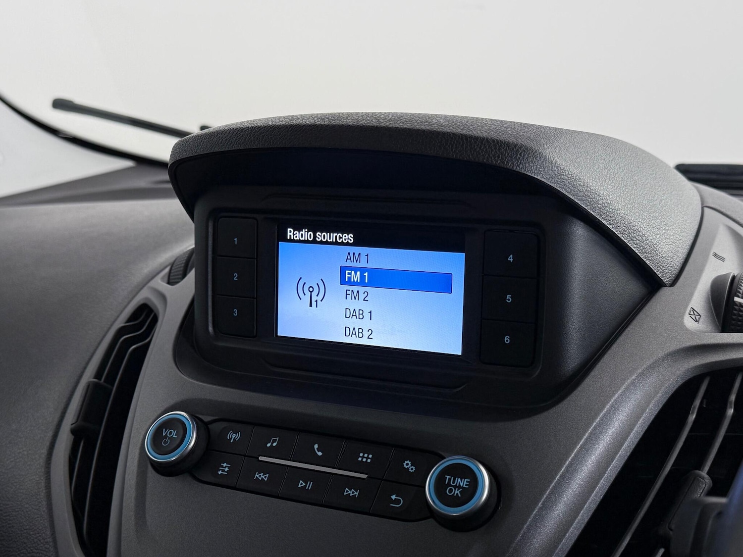 Used Ford Transit Courier 2020 for sale - 77181257: Photo 21