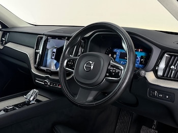 Used Volvo XC60 2021 for sale - 79248881: Photo
