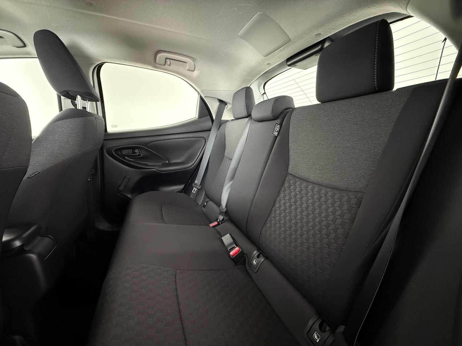 Used Toyota Yaris 2023 for sale - 77659179: Photo 13