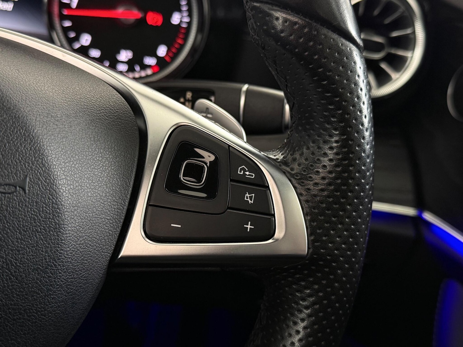 Used Mercedes-Benz E Class 2017 for sale - 77181186: Photo 19