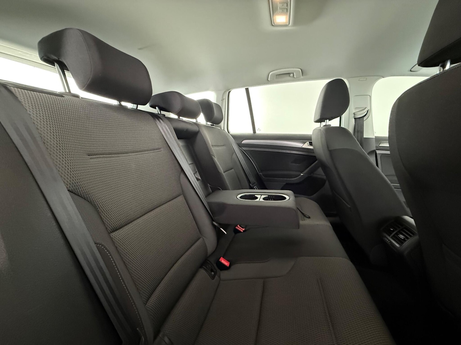 Used Volkswagen Golf 2018 for sale - 77591194: Photo 11